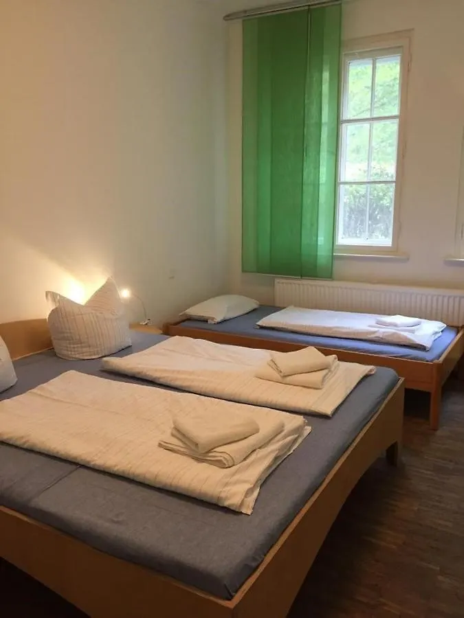 Hostel Gastehaus Schwanenwerder Berlín